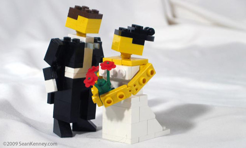 LEGO Bride & Groom wedding cake topper