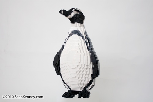 LEGO sculpture Sean Kenney humboldt humobolt penguins philadephila philly zoo creatures of habitat