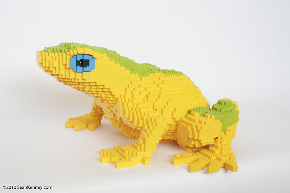 LEGO Frog